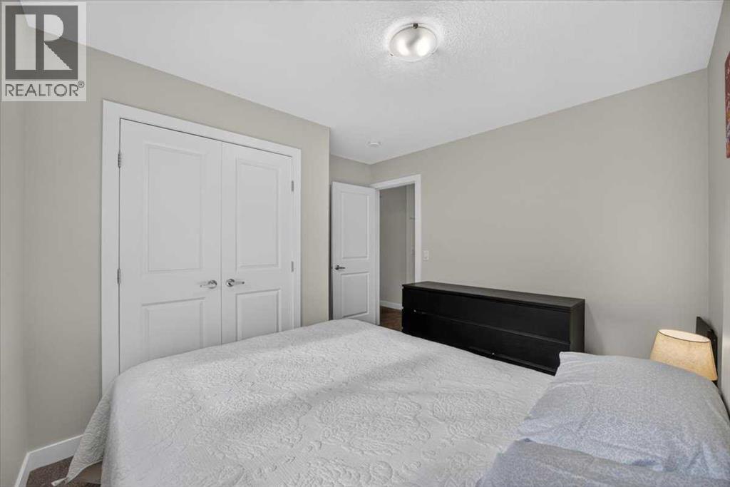 2584 Ravenslea Gardens Se Property Photo 35