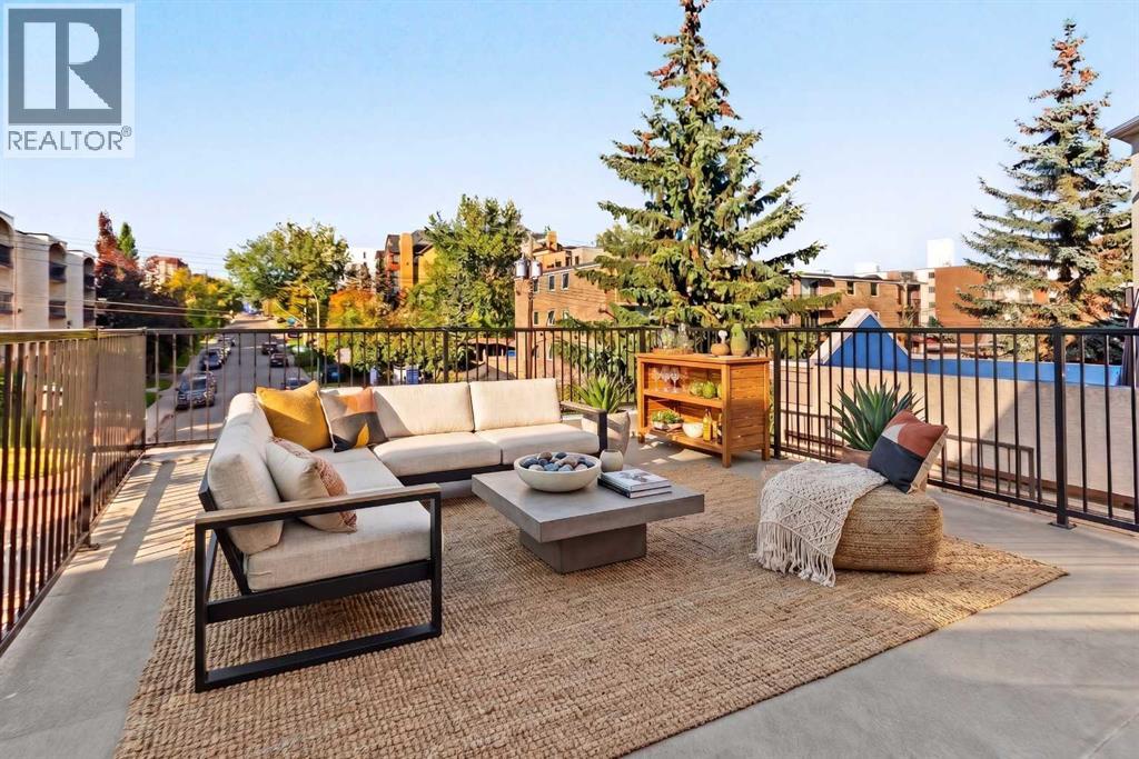 1707 23 Avenue Sw Property Photo 3