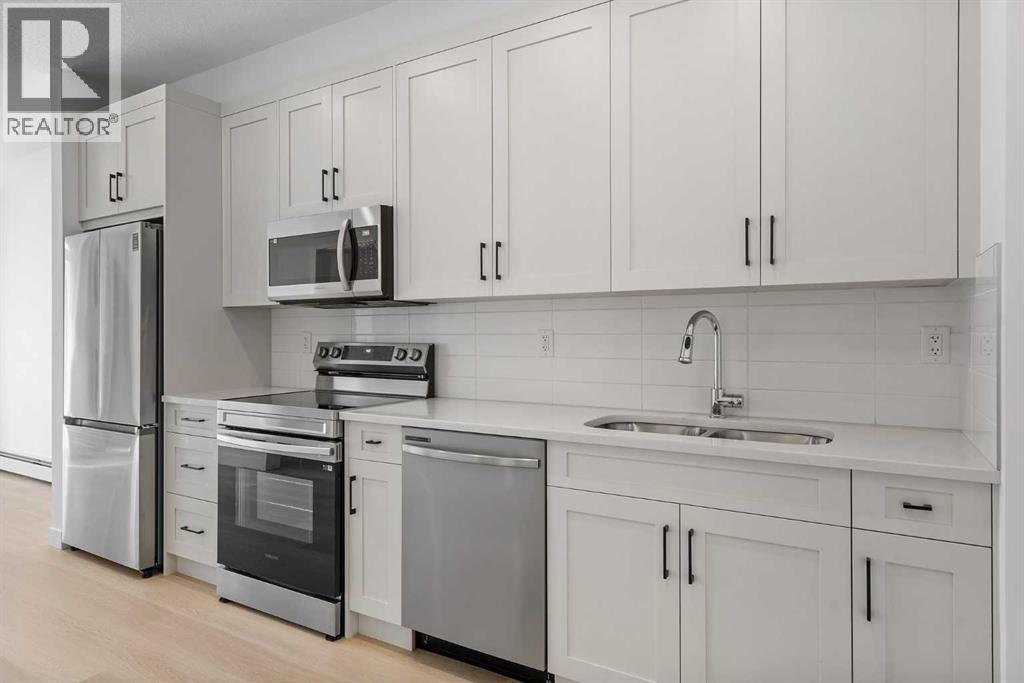 200 Seton Circle Southeast Property Photo 7