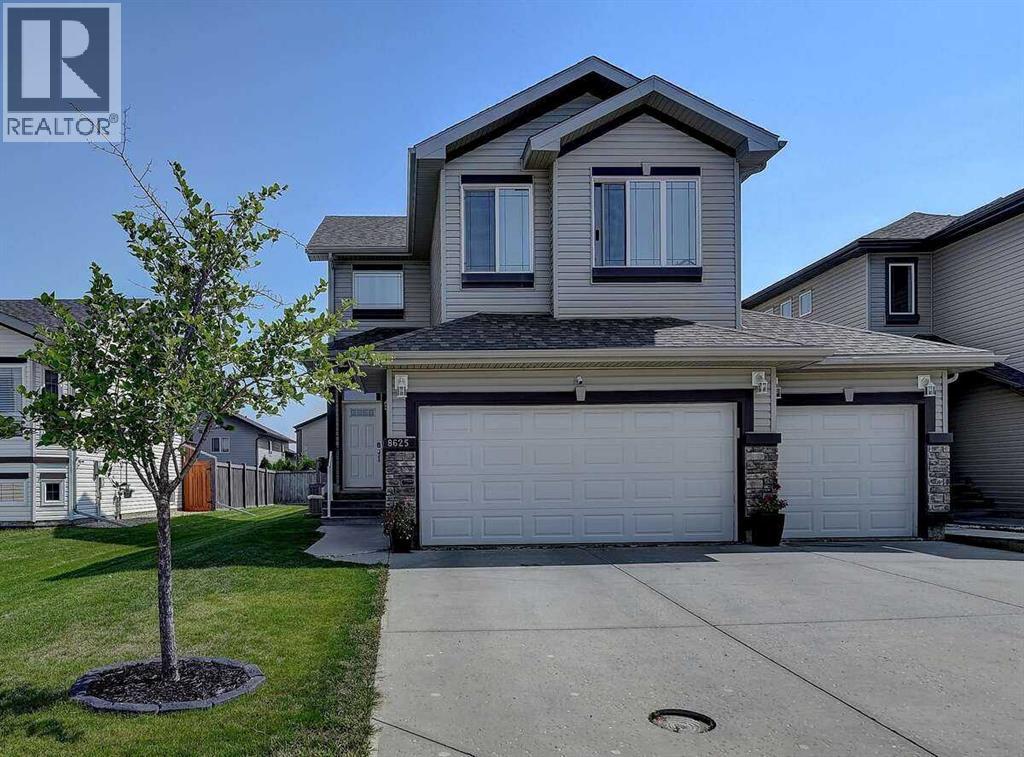 8625 Willow Drive Property Photo 1