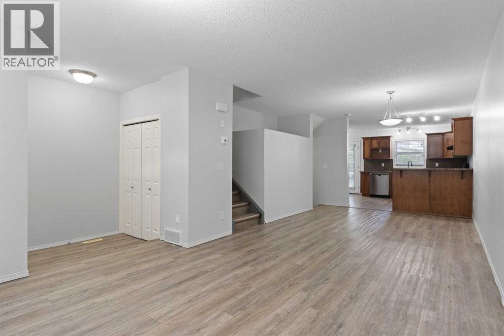 902 Prairie Sound Circle Nw Property Photo 3