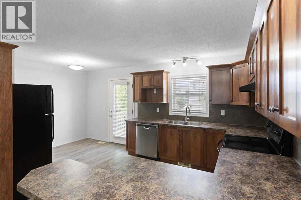 902 Prairie Sound Circle Nw Property Photo 5