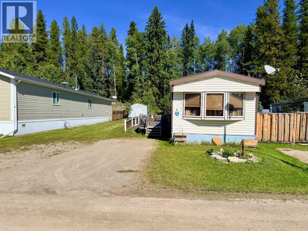 8 Pinewood Drive