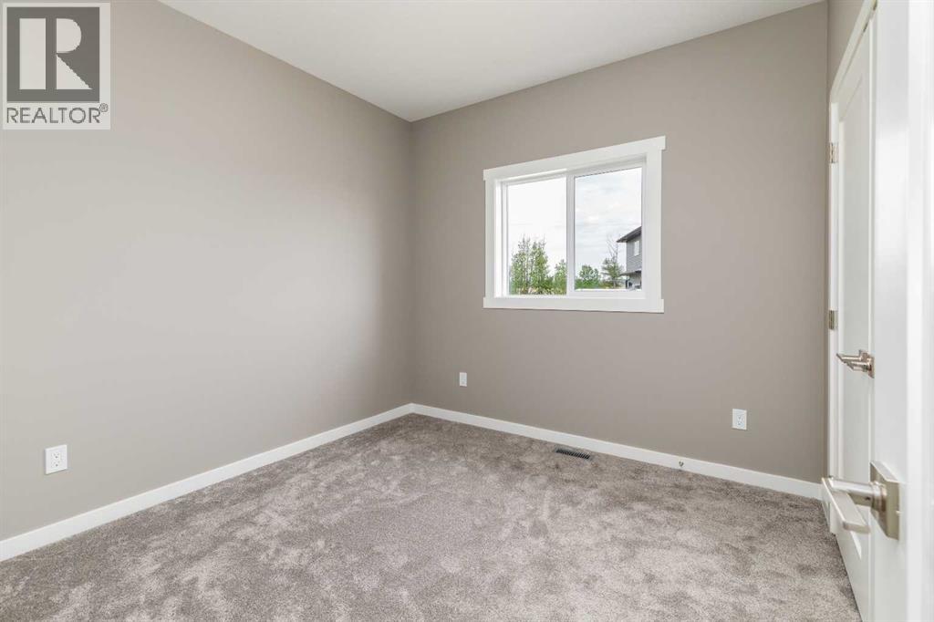52 Everson Close Property Photo 15