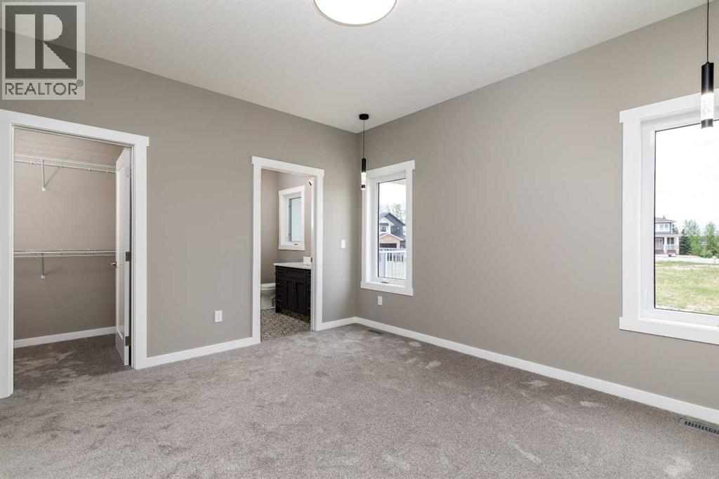52 Everson Close Property Photo 17
