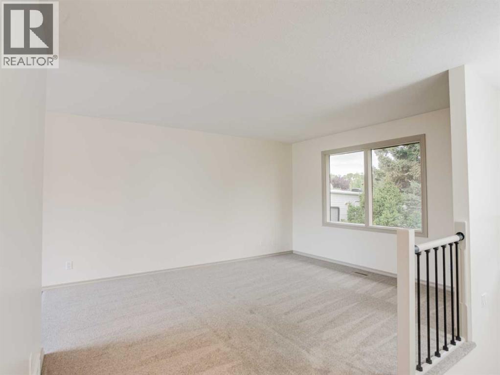230 Eagle Road N Property Photo 3