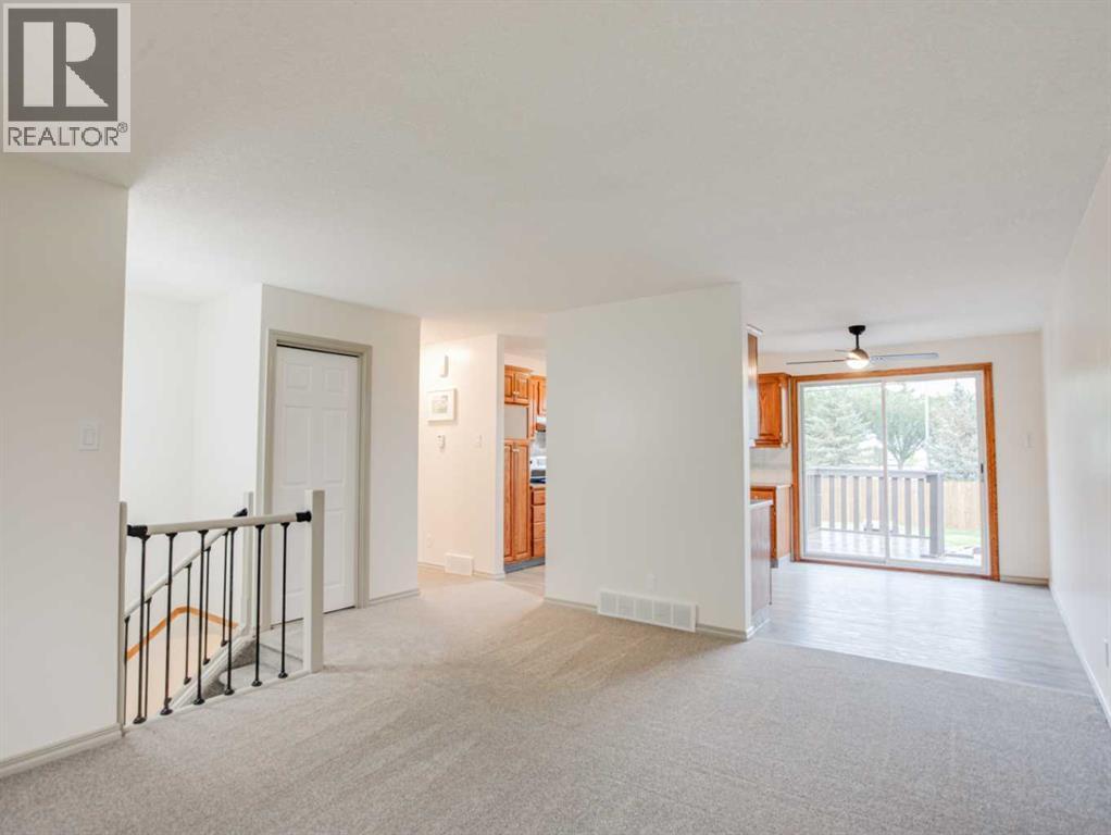 230 Eagle Road N Property Photo 4