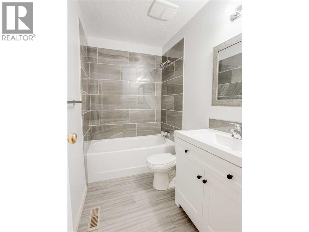 230 Eagle Road N Property Photo 14