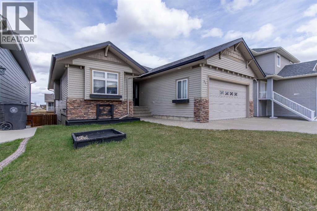 37 Laurel Place Property Photo 1