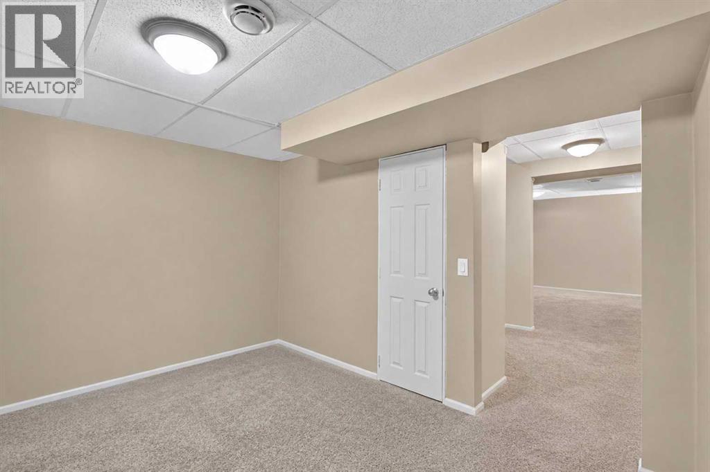 120 Aboyne Place Ne Property Photo 35