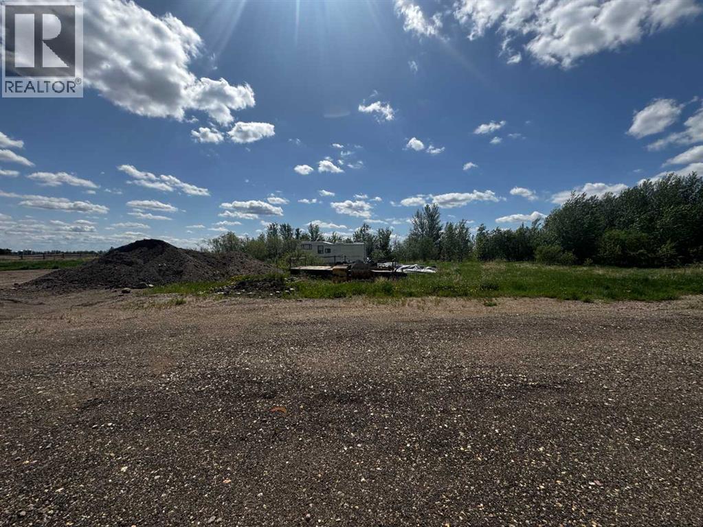 4601-4603 49 Avenue Property Photo 1