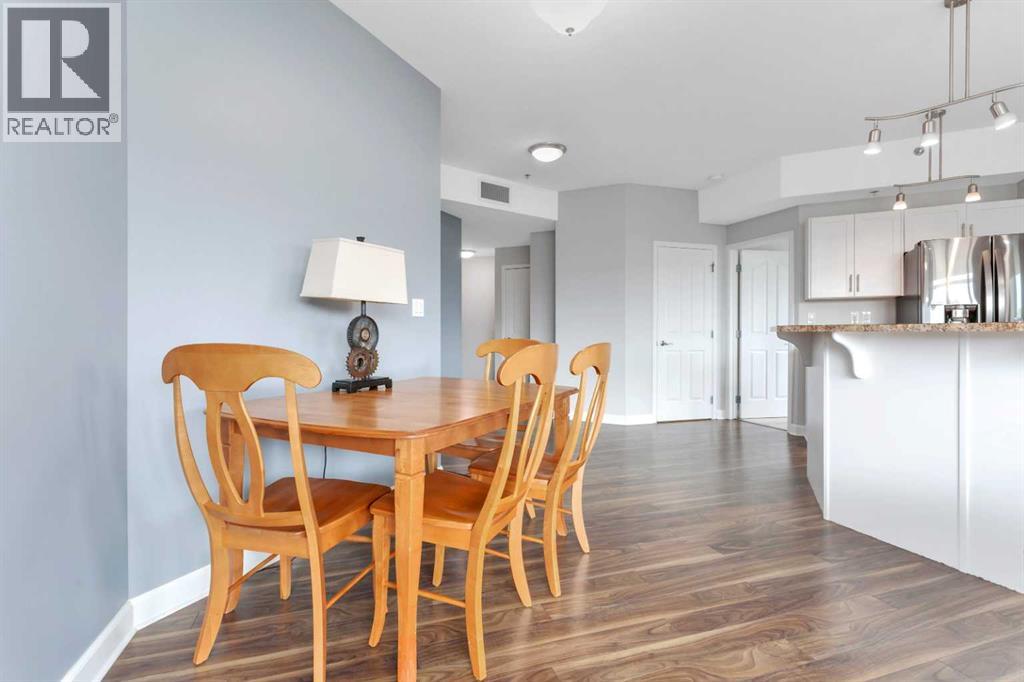 5040 53 Street Property Photo 6
