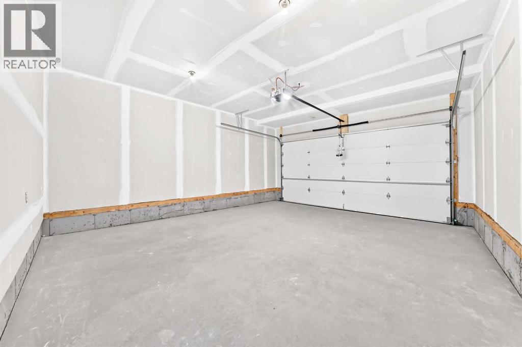 87 Mercado Crescent Se Property Photo 47