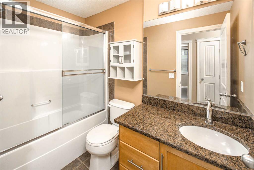 110 12 Avenue Northeast Property Photo 14