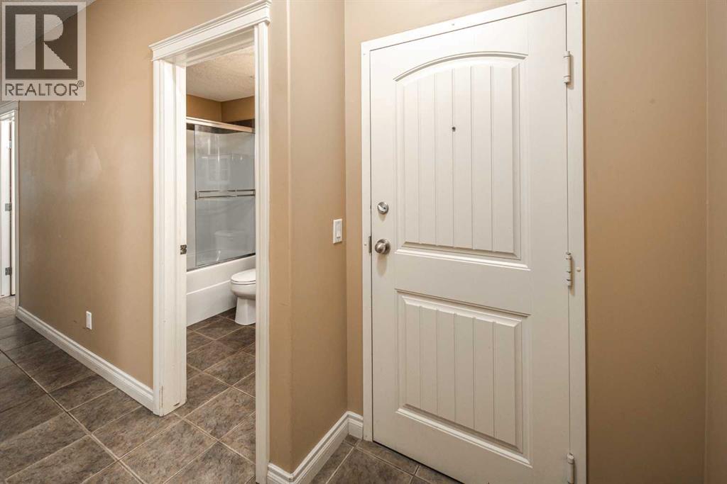 110 12 Avenue Northeast Property Photo 20