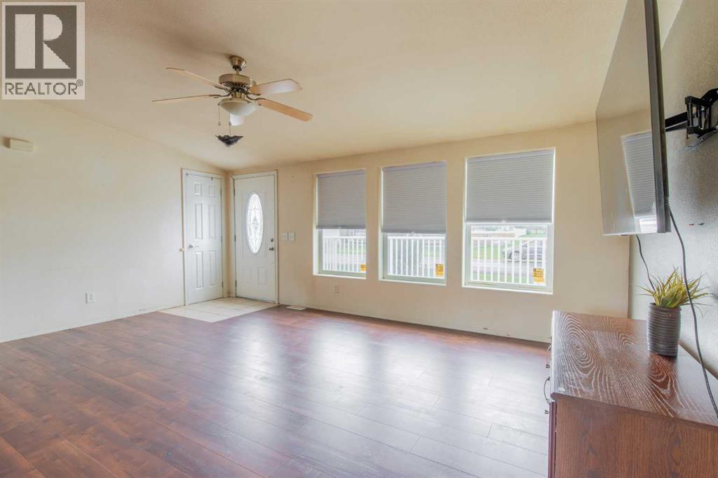 503 5 Avenue Property Photo 8