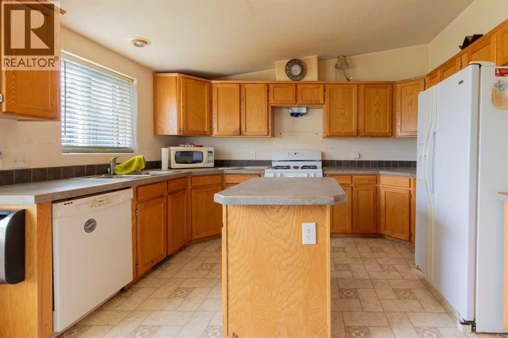 503 5 Avenue Property Photo 10
