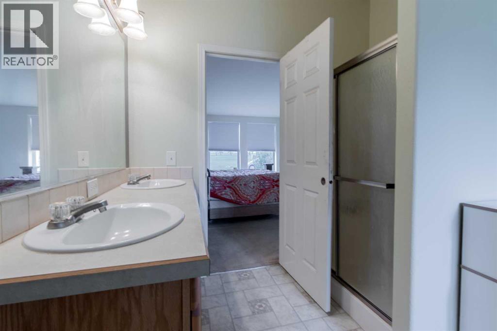 503 5 Avenue Property Photo 25