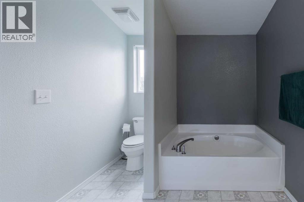 503 5 Avenue Property Photo 26