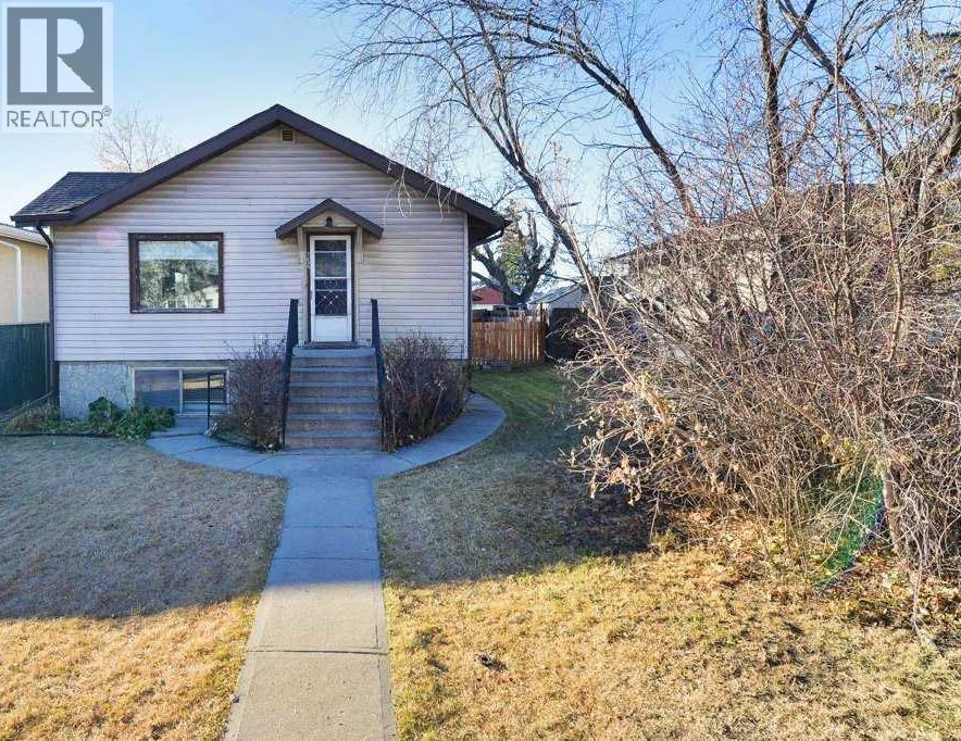7639 21 Street SE Property Photo 1
