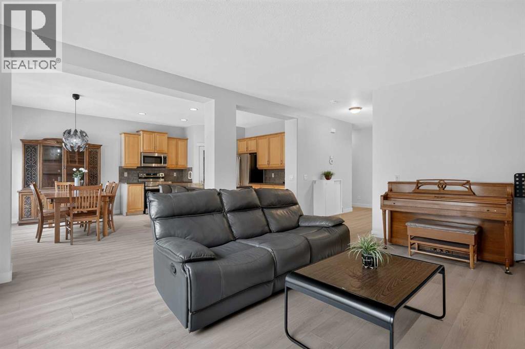 646 Chaparral Drive Se Property Photo 3