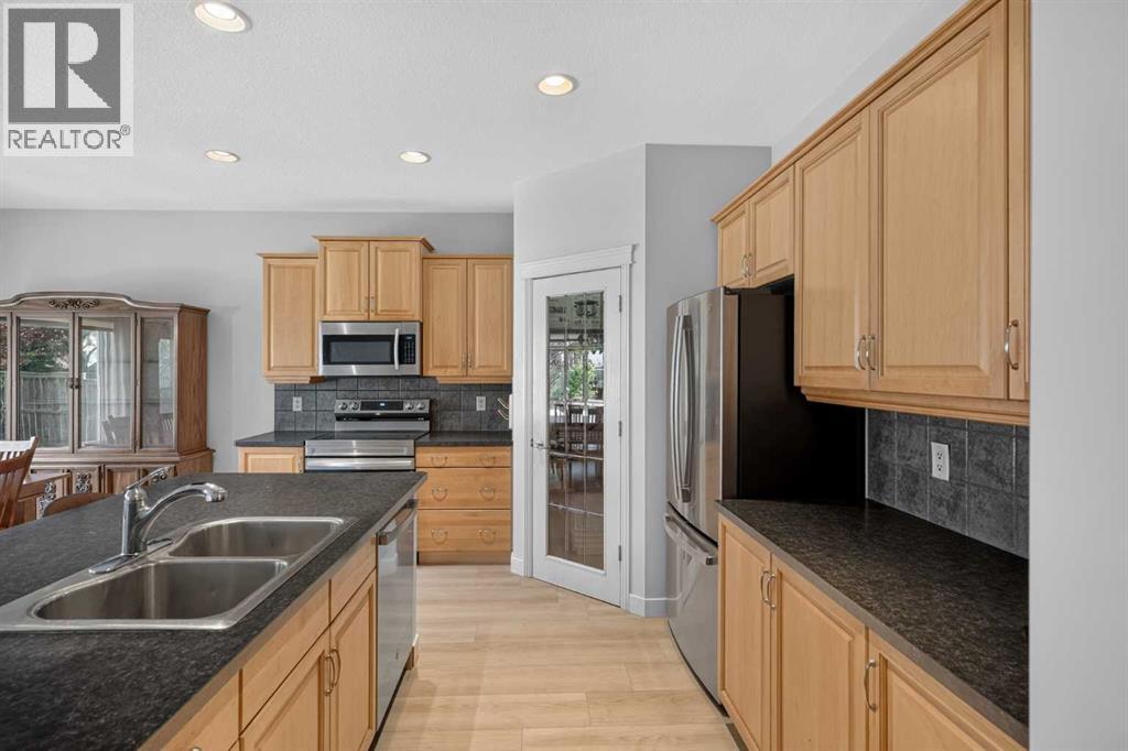 646 Chaparral Drive Se Property Photo 6