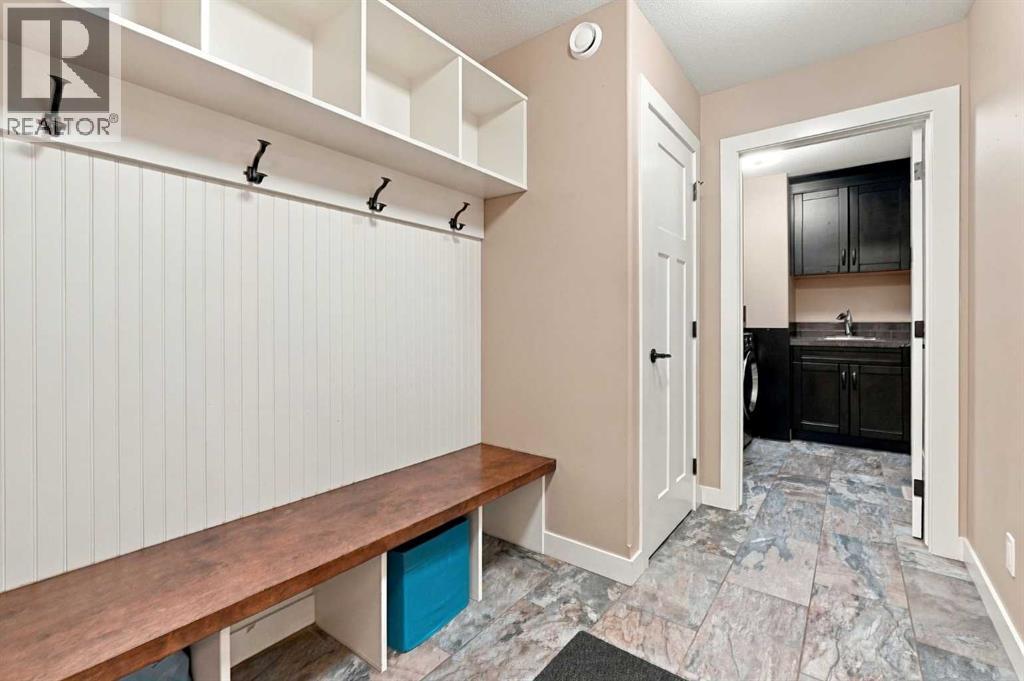 73 Lundberg Crescent Property Photo 17