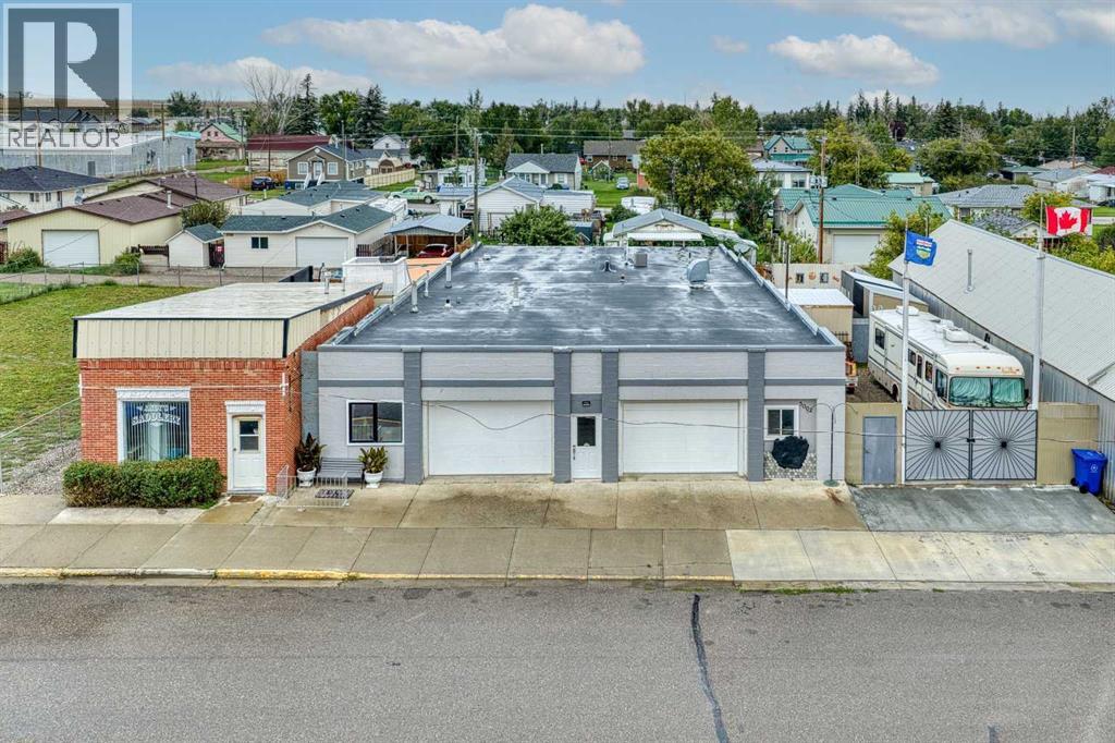 5062 50 Avenue Se Property Photo 3