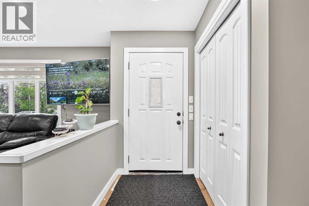 303 Saddlebrook Circle Ne Property Photo 4