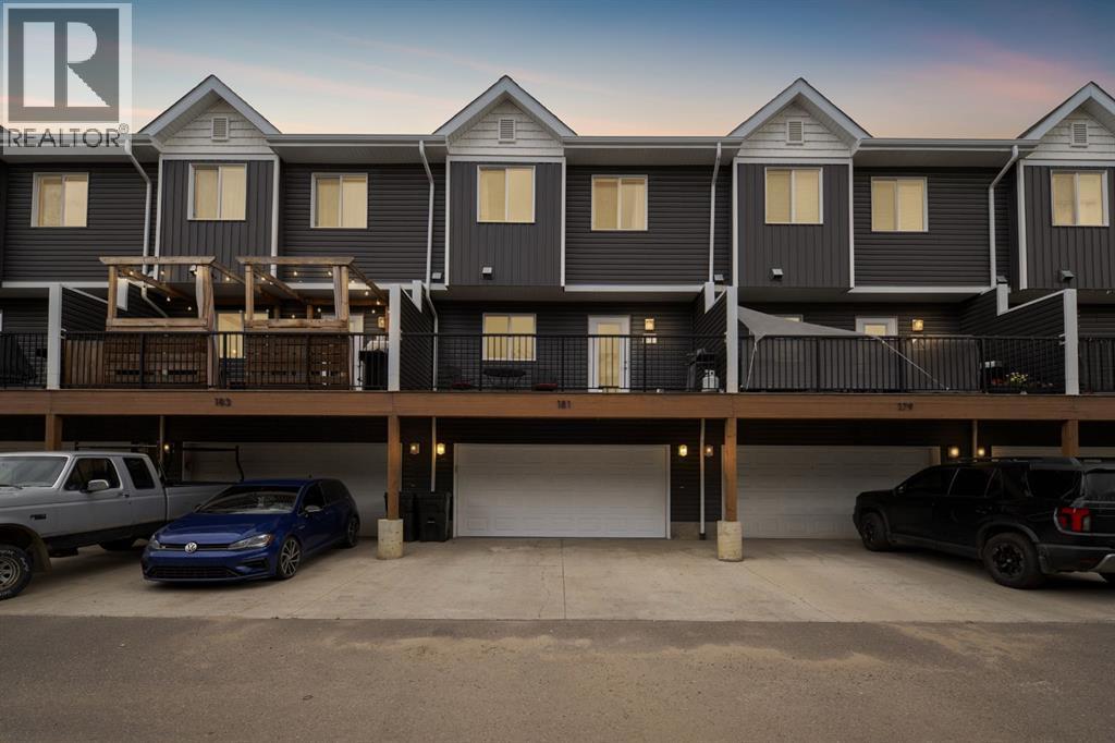 401 Athabasca Property Photo 1