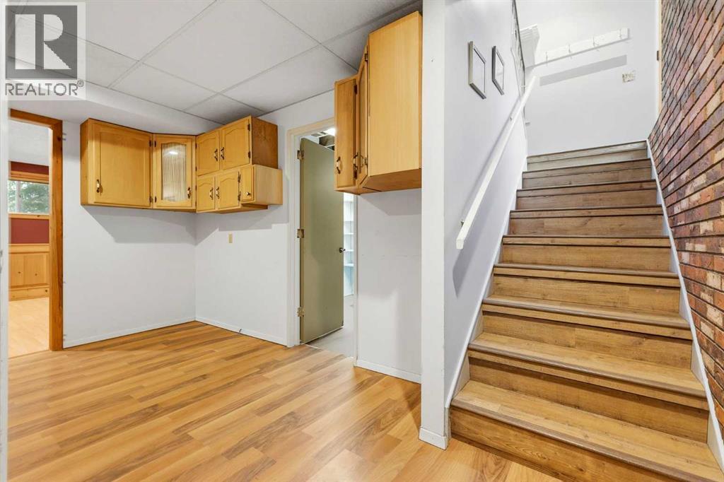 944 Canna Crescent Sw Property Photo 23