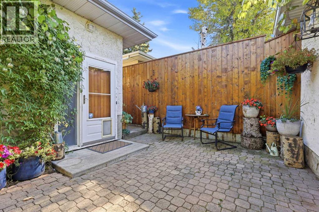 944 Canna Crescent Sw Property Photo 35