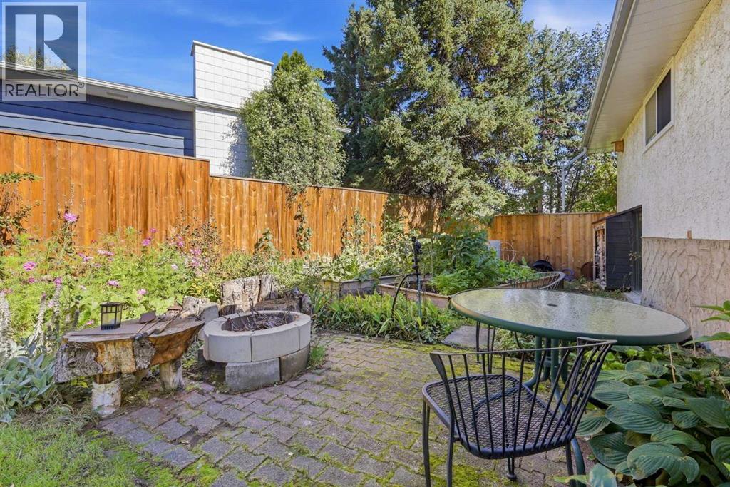 944 Canna Crescent Sw Property Photo 39