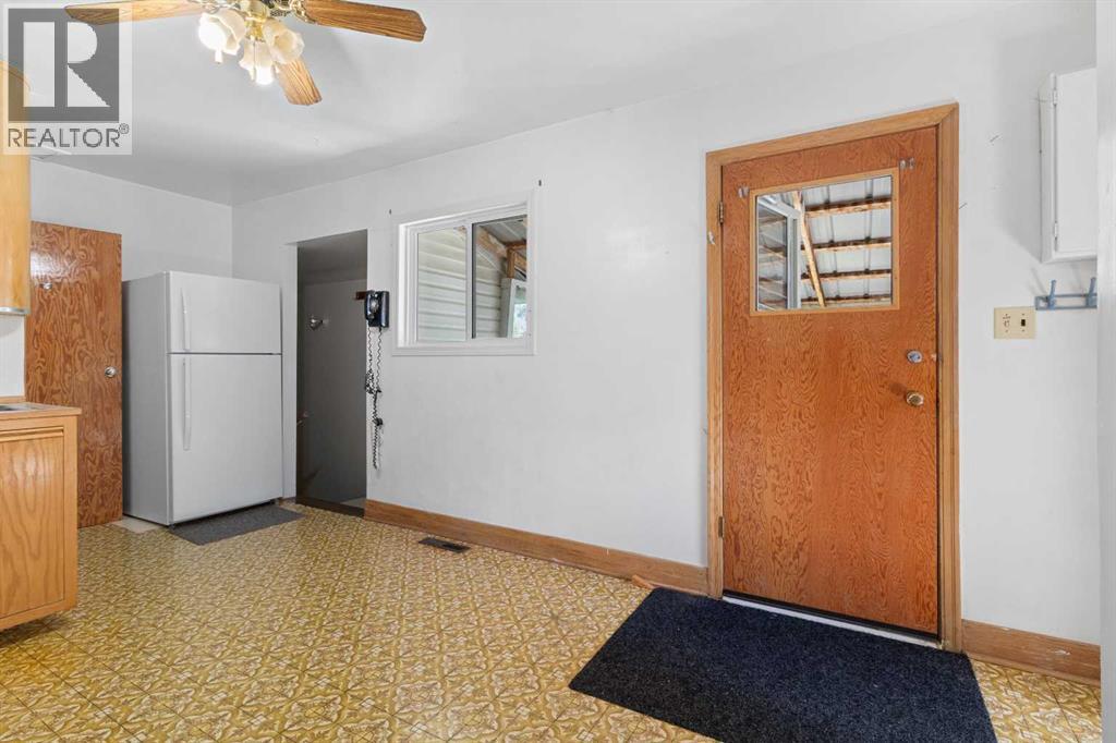 320 4 Avenue S Property Photo 5