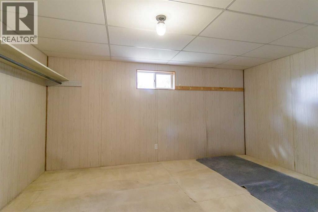 320 4 Avenue S Property Photo 15