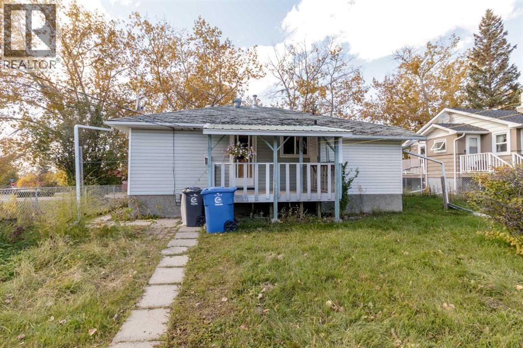 320 4 Avenue S Property Photo 18