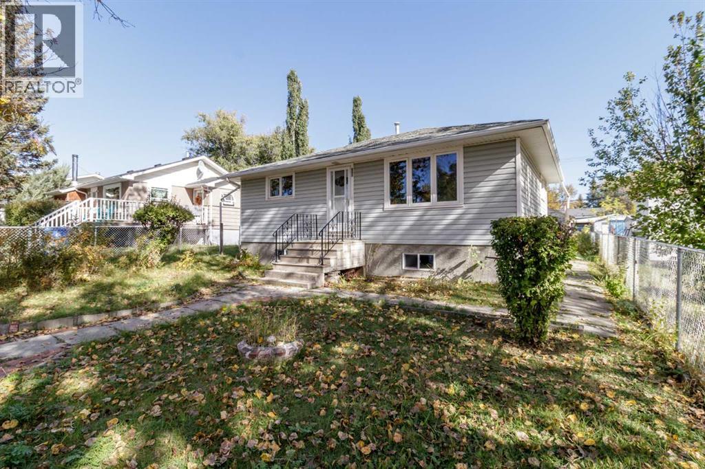 320 4 Avenue S Property Photo 25