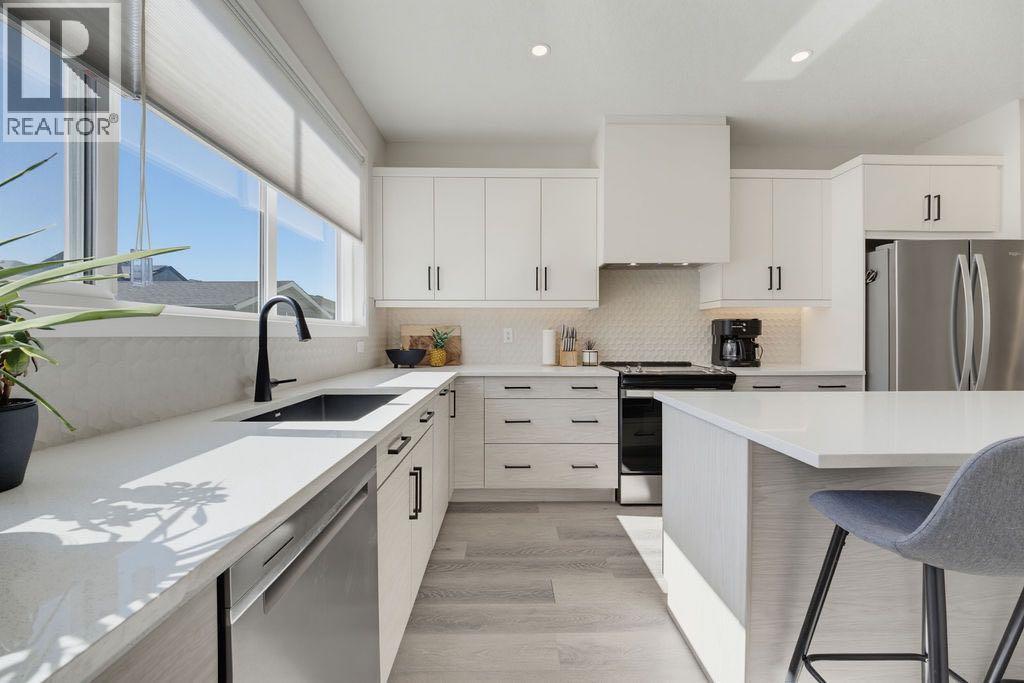 9 Amblefield Passage Nw Property Photo 1