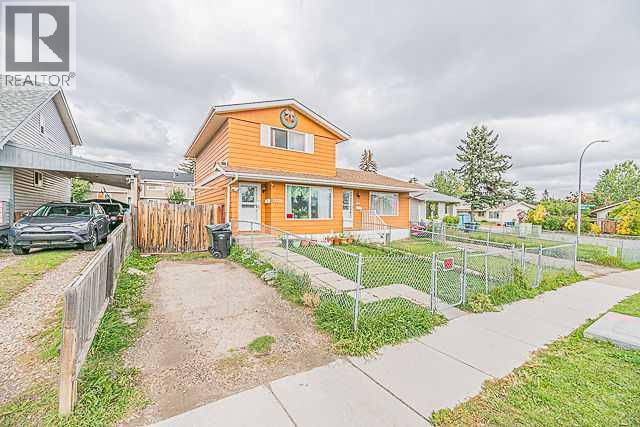 3326 Radcliffe Drive Se Property Photo 2