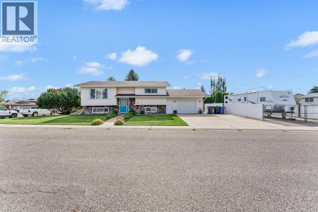 3 Ross Heights Place SE