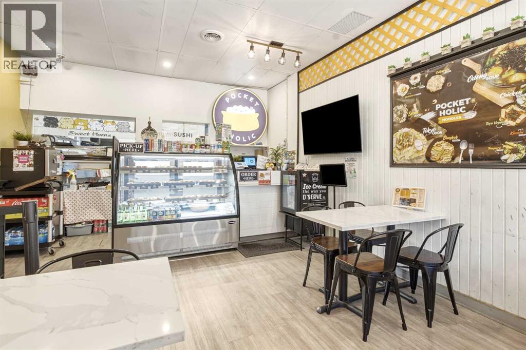304 10 Street Nw Property Photo 3