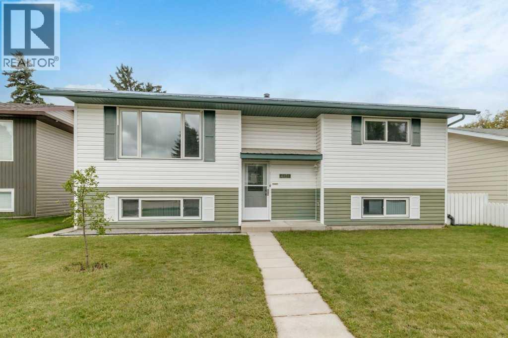 4131 53 Avenue Property Photo 1