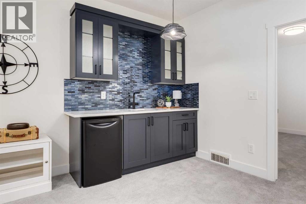 4629 72 Street Nw Property Photo 36