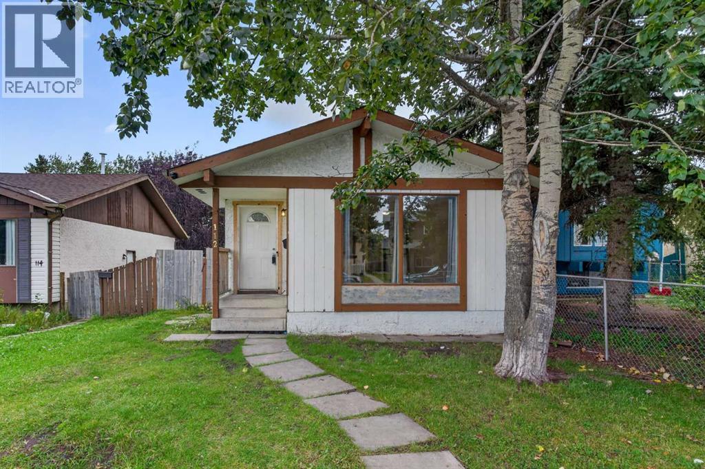 112 Abalone Place Ne Property Photo 1