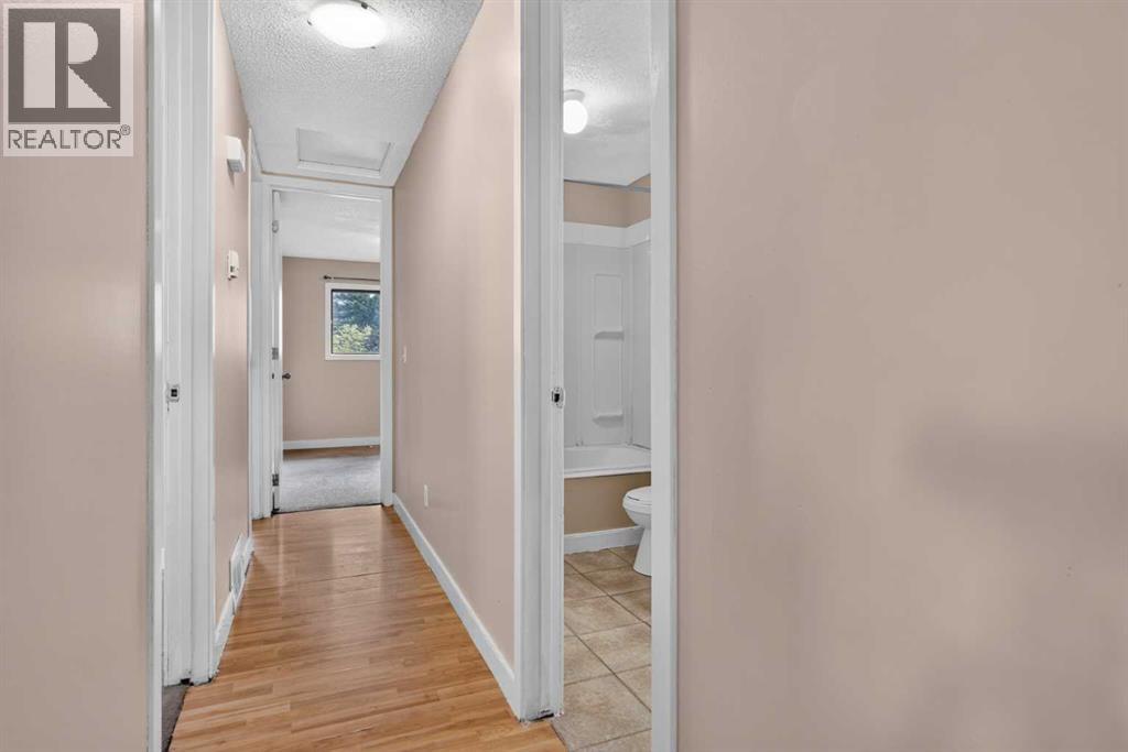 112 Abalone Place Ne Property Photo 14