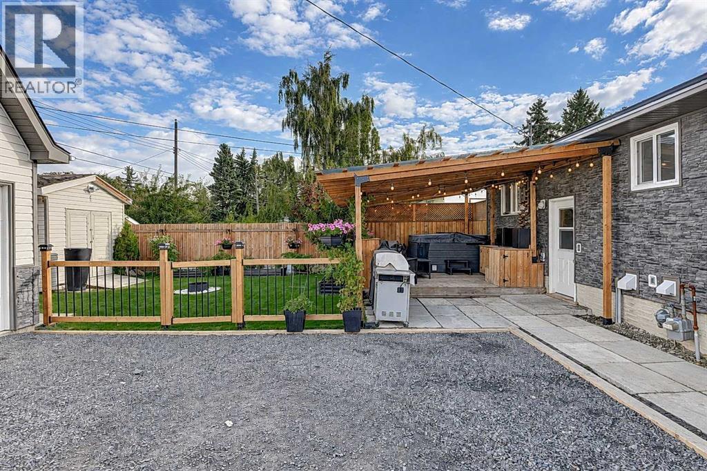 9238 111 Avenue Property Photo 32