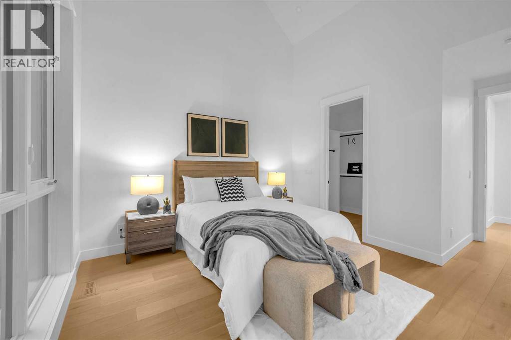 2437 52 Avenue Sw Property Photo 21