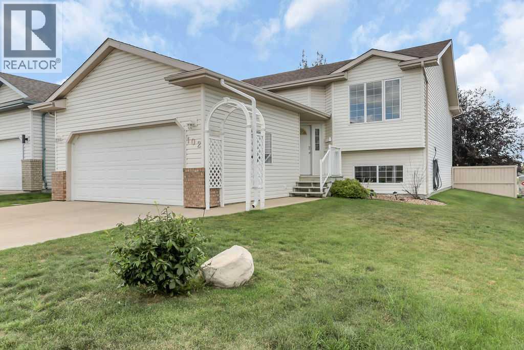 102 Drummond Avenue Property Photo 1