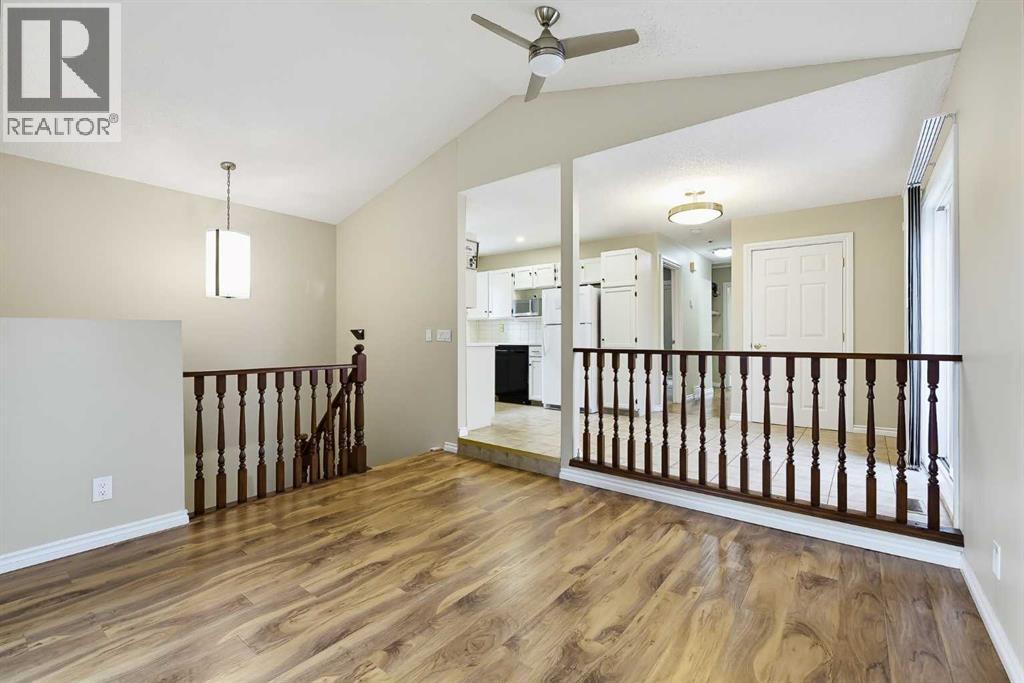 13 Shawglen Court Sw Property Photo 6