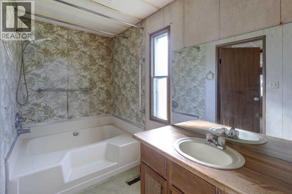 61 Huntstrom Drive Ne Property Photo 24